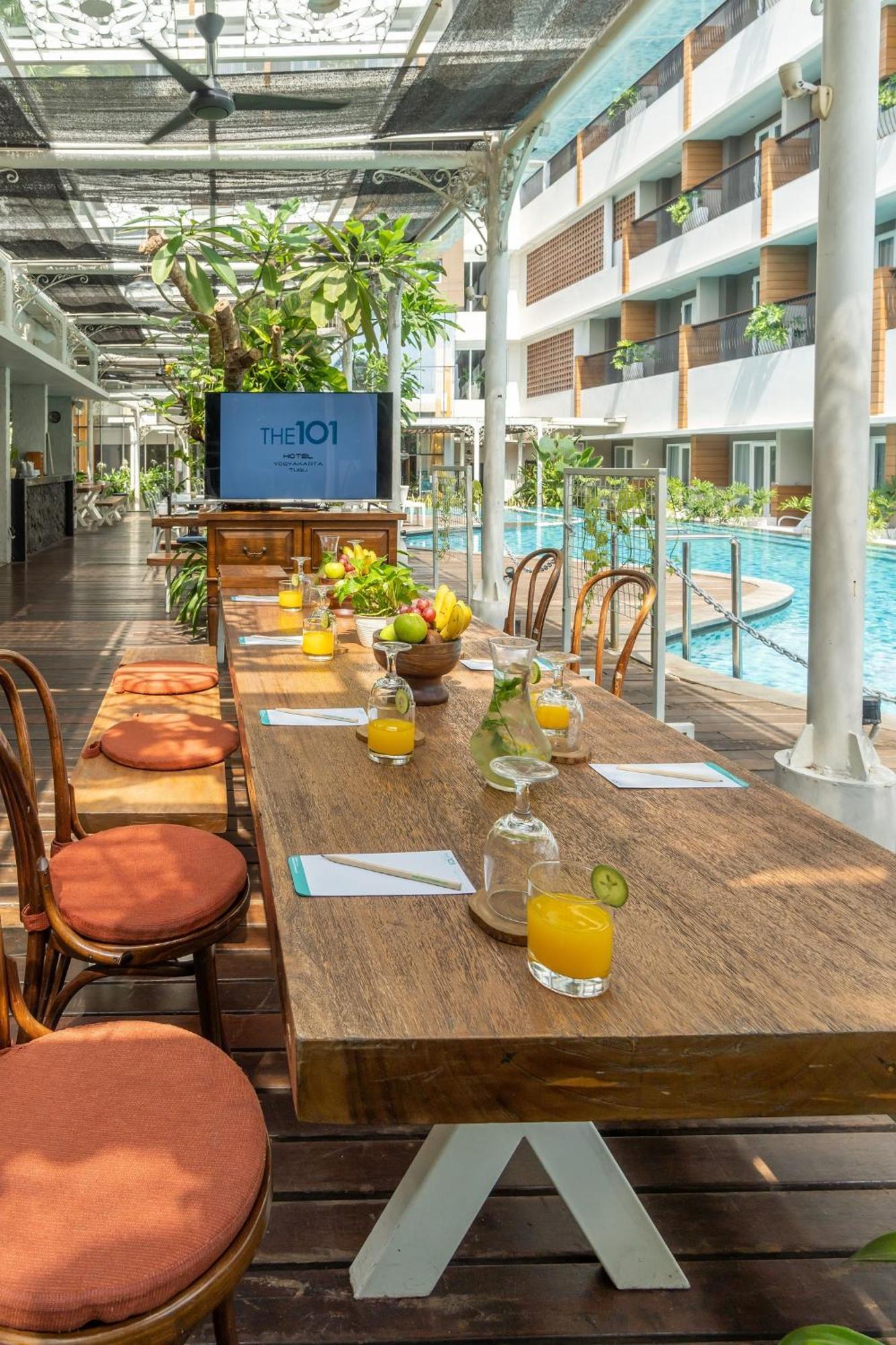 The 1O1 Yogyakarta Tugu Hotel Exterior photo